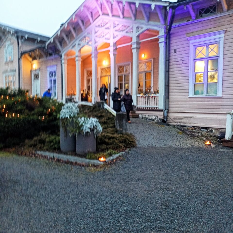 Kenkäveron päärakennus